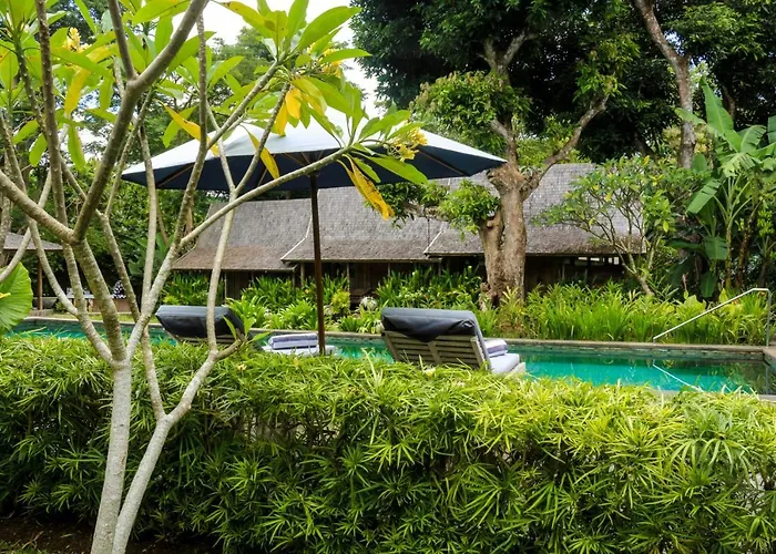 ベッド・アンド・ブレックファスト Chanteak Bali - Teak House 3 ジンバラン